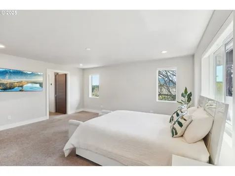 10600 SE Deer Fern Street Happy Valley OR 97086