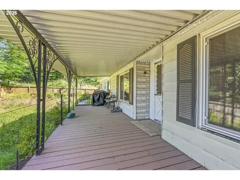 250 Holly Boulevard Kalama WA 98625