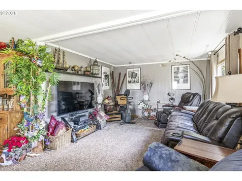 250 Holly Boulevard Kalama WA 98625