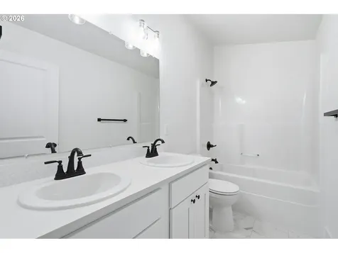 5380 SE 86th Court Portland OR 97266