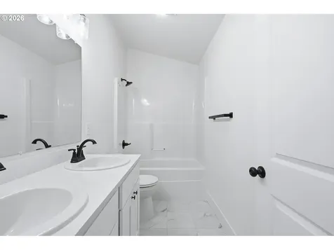 5380 SE 86th Court Portland OR 97266