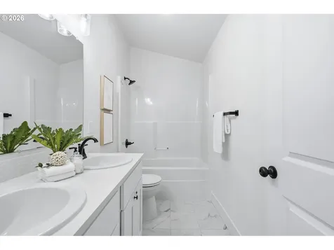 5380 SE 86th Court Portland OR 97266