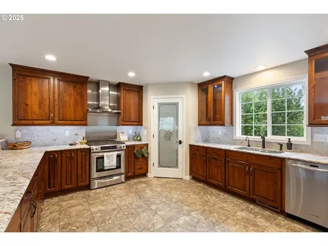 4321 Happy Valley Road Roseburg OR 97471