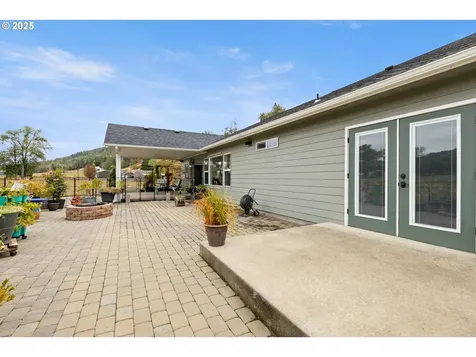 4321 Happy Valley Road Roseburg OR 97471