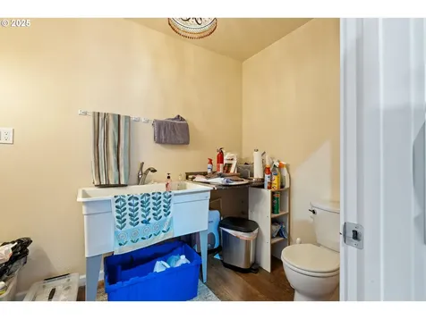 4321 Happy Valley Road Roseburg OR 97471