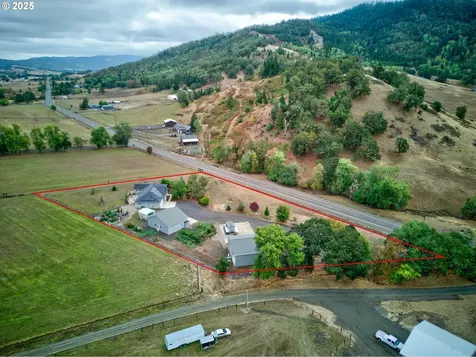 4321 Happy Valley Road Roseburg OR 97471