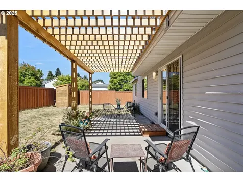7736 N Olympia Street Portland OR 97203