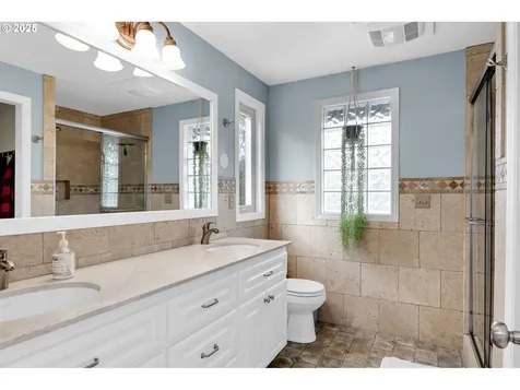 2708 Moon Mountain Drive Eugene OR 97403