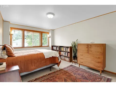 2708 Moon Mountain Drive Eugene OR 97403