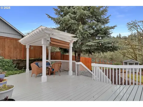 2708 Moon Mountain Drive Eugene OR 97403