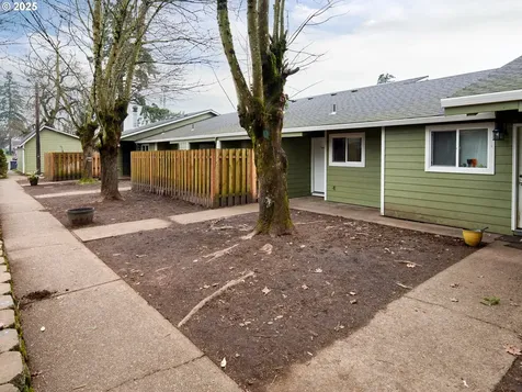 9001 SE Clackamas Road Clackamas OR 97015