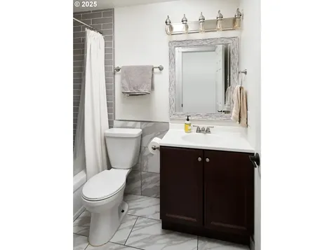 9001 SE Clackamas Road Clackamas OR 97015