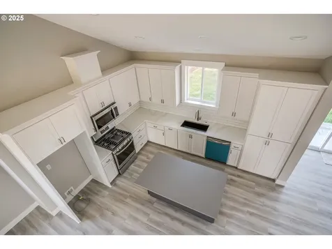 790 17th Avenue Seaside OR 97138