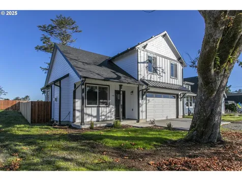 790 17th Avenue Seaside OR 97138