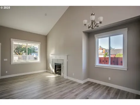 790 17th Avenue Seaside OR 97138