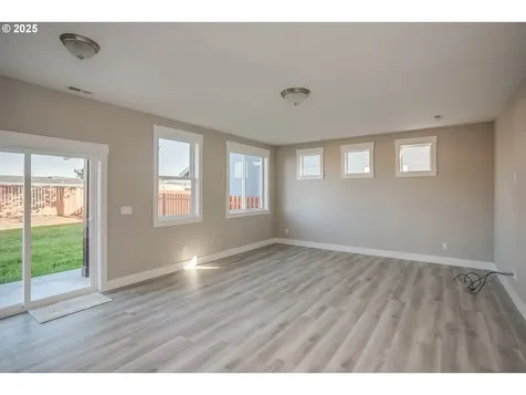 790 17th Avenue Seaside OR 97138
