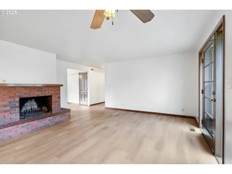 650 Dian Avenue NW Salem OR 97304