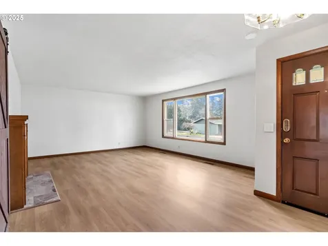 650 Dian Avenue NW Salem OR 97304