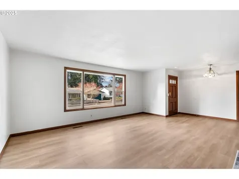 650 Dian Avenue NW Salem OR 97304