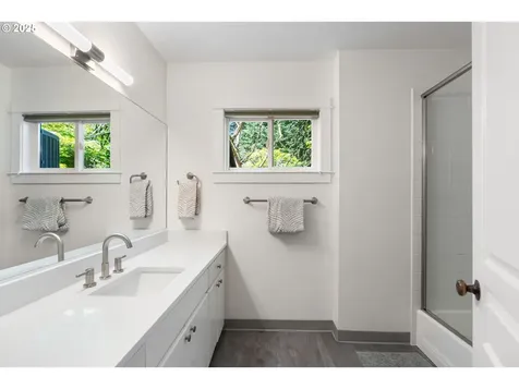 11255 S Northgate Avenue Portland OR 97219