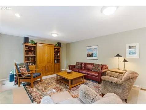 7445 SW Canyon Drive Portland OR 97225