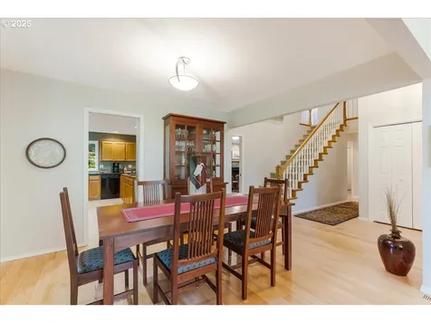 7445 SW Canyon Drive Portland OR 97225