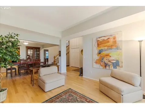 7445 SW Canyon Drive Portland OR 97225