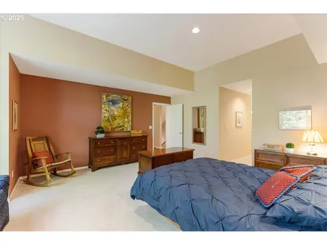 7445 SW Canyon Drive Portland OR 97225