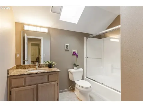 7445 SW Canyon Drive Portland OR 97225