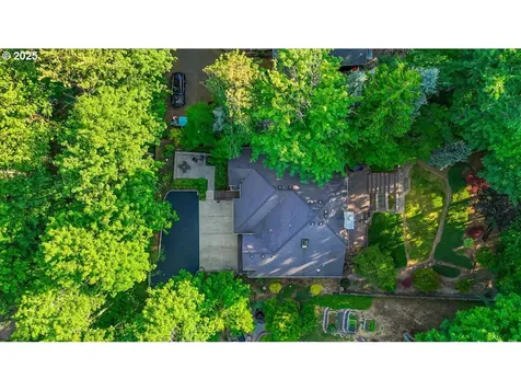 7445 SW Canyon Drive Portland OR 97225
