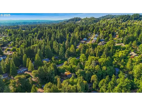 7445 SW Canyon Drive Portland OR 97225