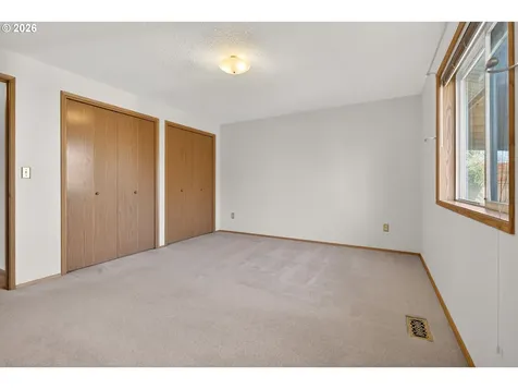 17000 SE 16th Street Vancouver WA 98683