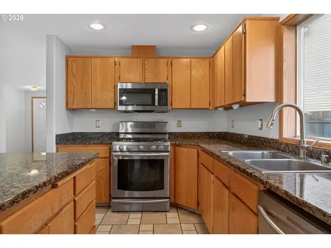 17000 SE 16th Street Vancouver WA 98683