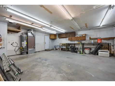 1677 SW Eastwood Court Gresham OR 97080