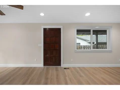 1677 SW Eastwood Court Gresham OR 97080