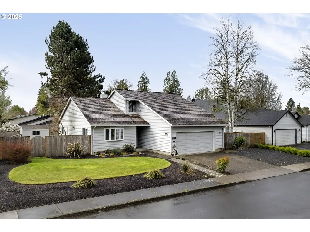 290 NE Donelson Street Hillsboro OR 97124