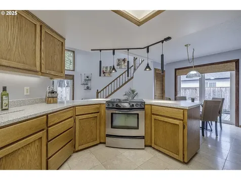 290 NE Donelson Street Hillsboro OR 97124