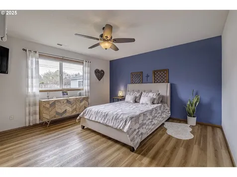 290 NE Donelson Street Hillsboro OR 97124
