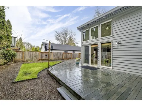290 NE Donelson Street Hillsboro OR 97124
