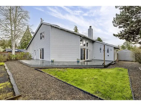 290 NE Donelson Street Hillsboro OR 97124