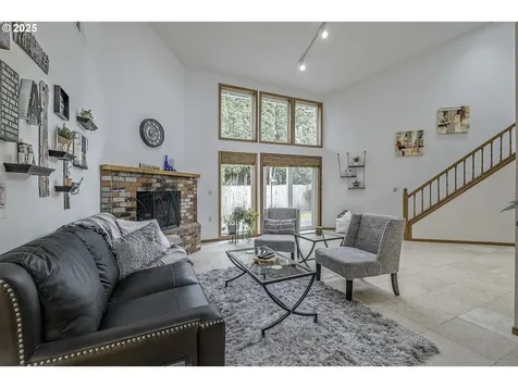 290 NE Donelson Street Hillsboro OR 97124