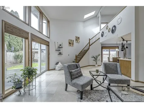 290 NE Donelson Street Hillsboro OR 97124