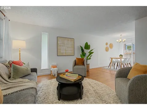 2913/2915 SE 19th Avenue Portland OR 97202