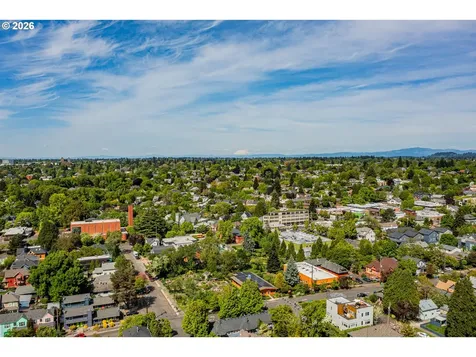 2913/2915 SE 19th Avenue Portland OR 97202