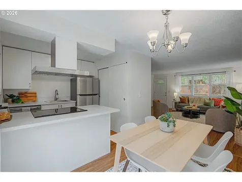 2913/2915 SE 19th Avenue Portland OR 97202
