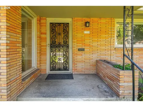 1110 E 28th Avenue Spokane WA 99203
