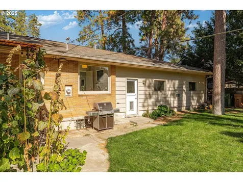 1110 E 28th Avenue Spokane WA 99203