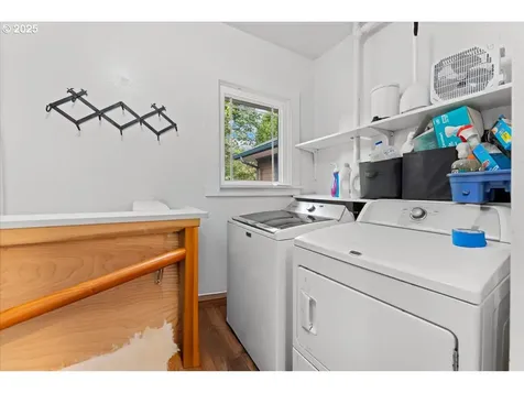 8005 SW 46th Avenue Portland OR 97219