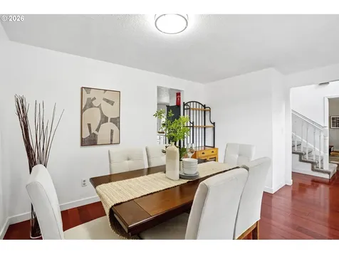 527 Willamina Avenue Forest Grove OR 97116