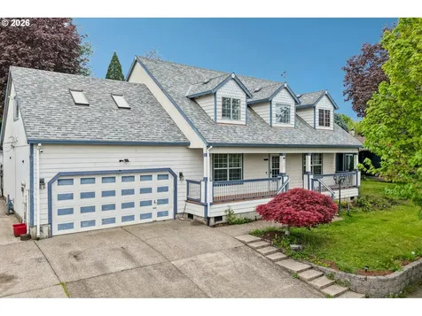 527 Willamina Avenue Forest Grove OR 97116